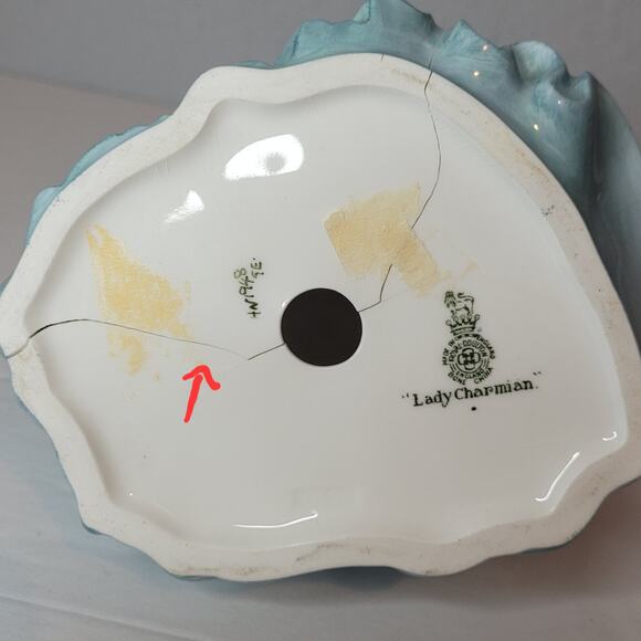 Vintage Royal Doulton Lady Charmian Bone China Figurine HN1949 England CRACKED - Picture 11 of 12